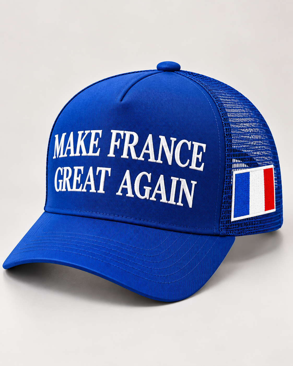 Casquette bleu royal — photo principale verticale créée par IA d’après le modèle